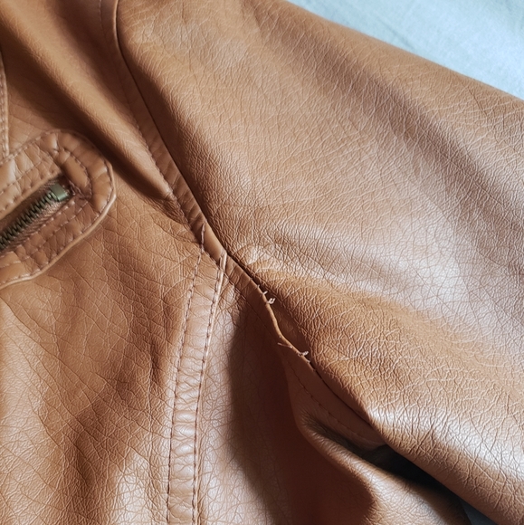 Jacket - Picture 4 of 6